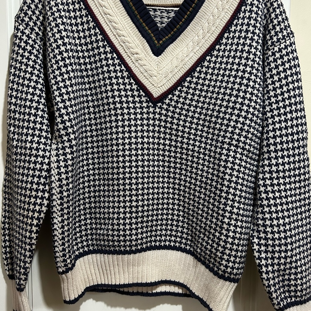 Navy and Cream  Houndstooth Sweater